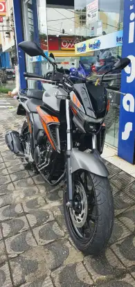 YAMAHA-FZ25 FAZER CONNECTED ABS YAMAHA-FZ25 FAZER CONNECTED ABS-2025