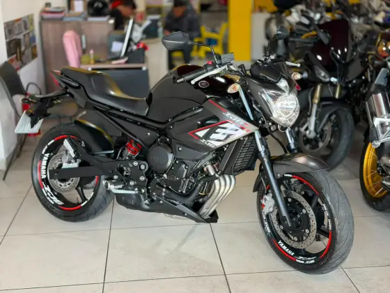 YAMAHA XJ6 N YAMAHA XJ6 N