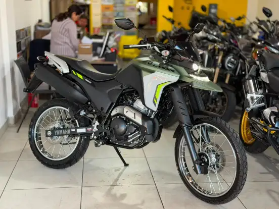 YAMAHA-XTZ 250 LANDER CONNECTED-2025