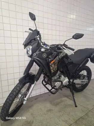YAMAHA XTZ 250 TÉNÉRÉ YAMAHA XTZ 250 TÉNÉRÉ
