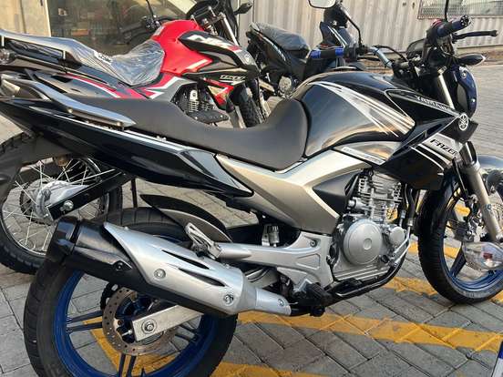 YAMAHA-FAZER BLACK EDITION YAMAHA-FAZER BLACK EDITION-2013