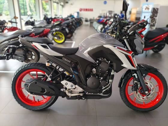 YAMAHA FZ25 FAZER CONNECTED ABS 