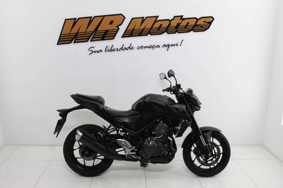 YAMAHA MT-03 CONNECTED ABS 