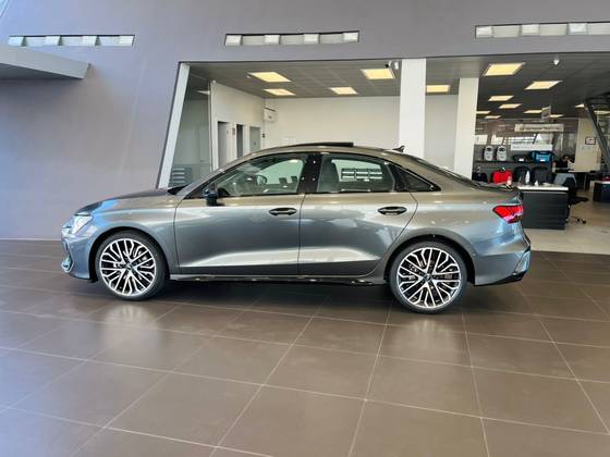 AUDI A3 2.0 40 TFSI GASOLINA SEDAN PERFORMANCE BLACK S-TRONIC