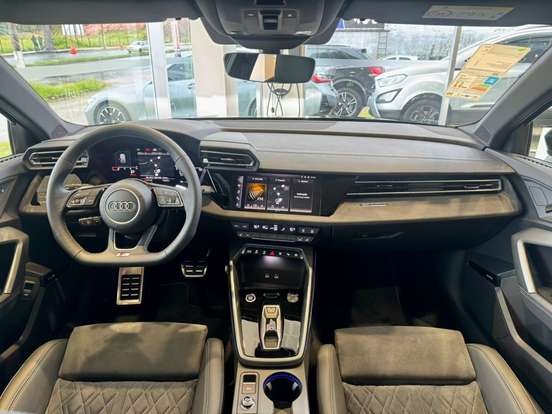 AUDI-A3-2.0 40 TFSI GASOLINA SPORTBACK PERFORMANCE BLACK S-TRONIC AUDI-A3-2025