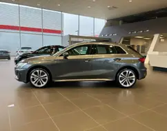 AUDI A3 2.0 40 TFSI GASOLINA SPORTBACK PERFORMANCE S-TRONIC AUDI A3 2.0 40 TFSI GASOLINA SPORTBACK PERFORMANCE S-TRONIC