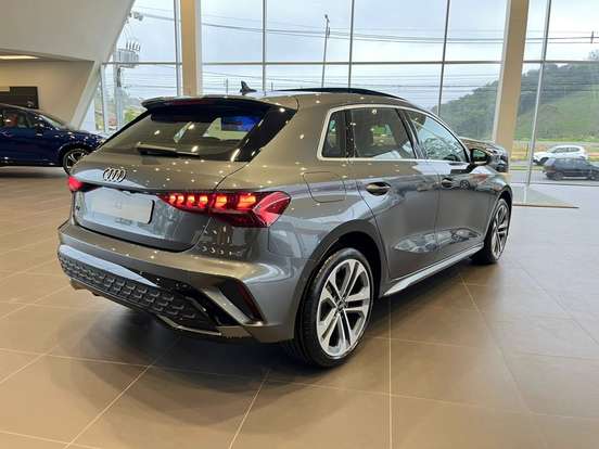 AUDI-A3-2025