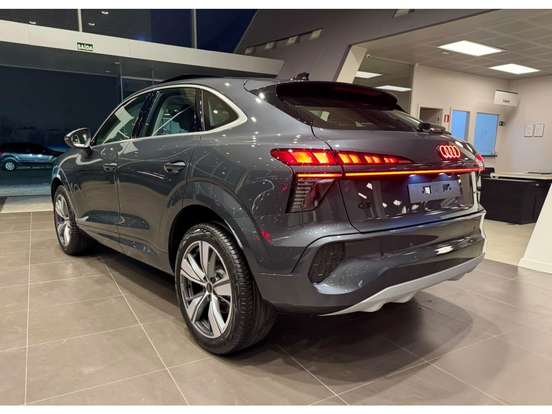 AUDI-Q3-2026