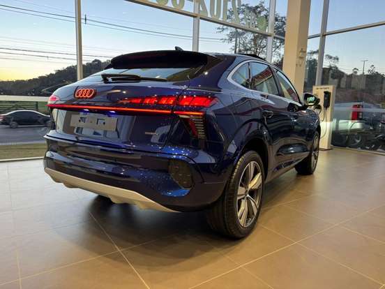 AUDI-Q3-2026