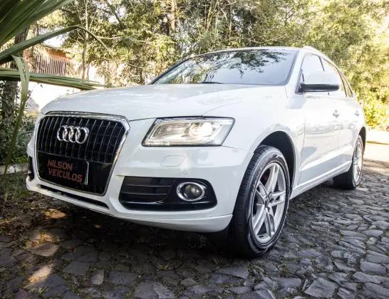 AUDI Q5 2.0 TFSI AMBIENTE 16V 225CV GASOLINA 4P AUTOMÁTICO