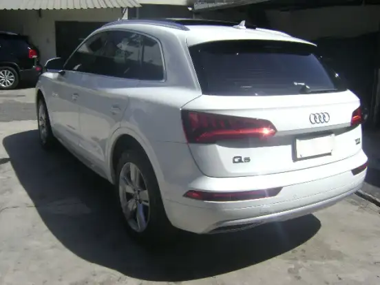 AUDI-Q5-2017
