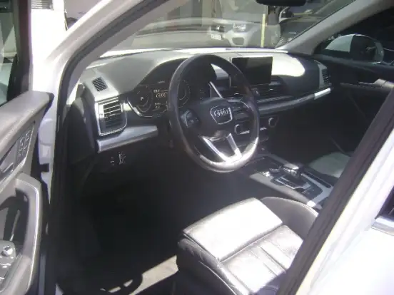 AUDI-Q5-2017