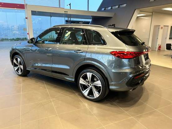 AUDI-Q5-2.0 TFSI GASOLINA S LINE QUATTRO S TRONIC AUDI-Q5-2026