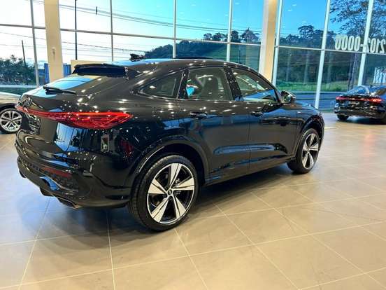 AUDI-Q5-2.0 TFSI GASOLINA SPORTBACK S LINE QUATTRO S TRONIC AUDI-Q5-2026
