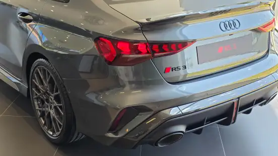 AUDI-RS3-2025