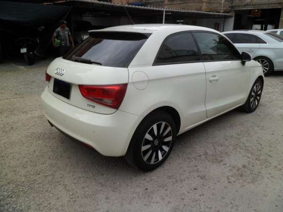 AUDI-A1-1.4 TFSI ATTRACTION 16V 122CV GASOLINA 2P AUTOMÁTICO AUDI-A1-2012