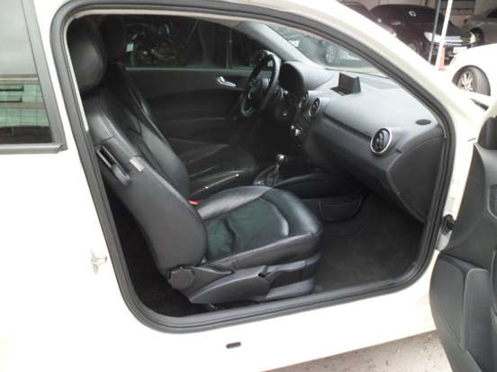 AUDI-A1-1.4 TFSI ATTRACTION 16V 122CV GASOLINA 2P AUTOMÁTICO AUDI-A1-2012