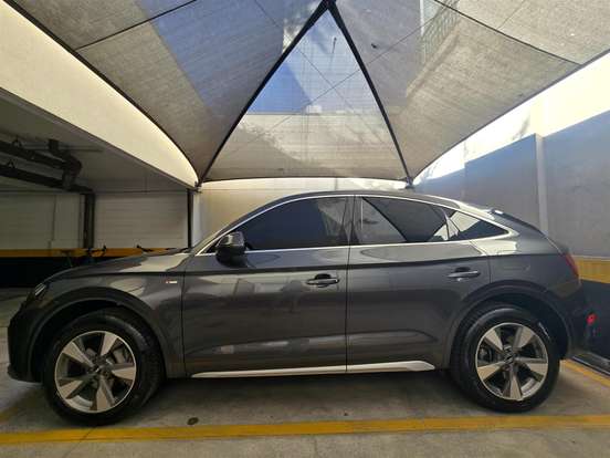 AUDI-Q5-2023