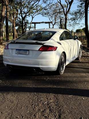 AUDI-TT-2015