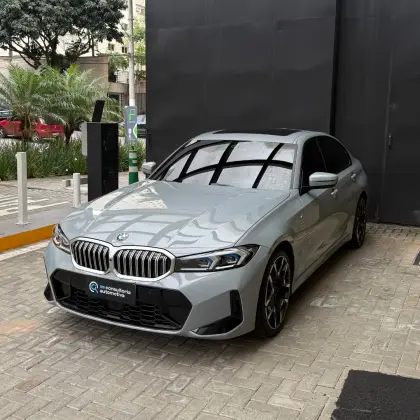 BMW 320i 2.0 16V TURBO FLEX M SPORT AUTOMÁTICO BMW 320i 2.0 16V TURBO FLEX M SPORT AUTOMÁTICO