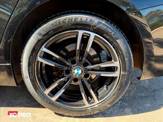 BMW-320i-2015