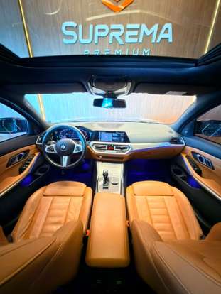 BMW-320i-2021