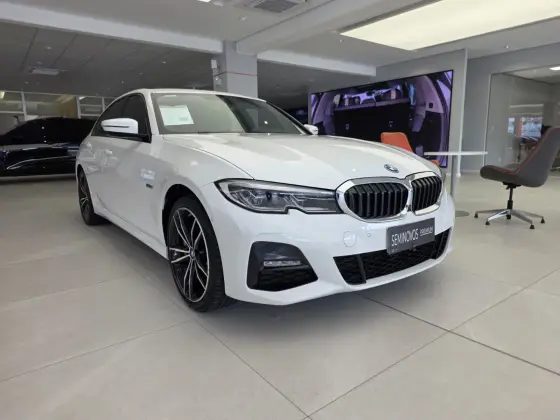 BMW 330e 2.0 16V TURBO HÍBRIDO M SPORT AUTOMÁTICO BMW 330e 2.0 16V TURBO HÍBRIDO M SPORT AUTOMÁTICO