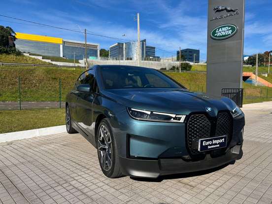 BMW-iX-2022