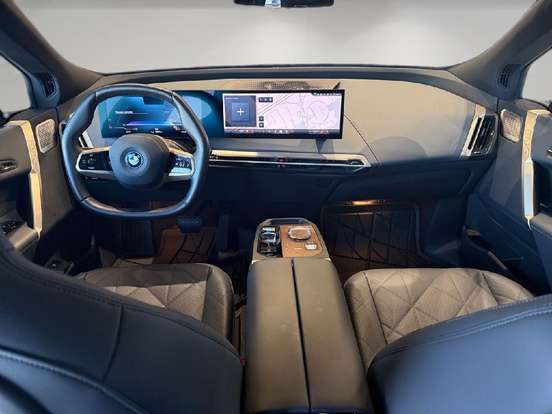 BMW-iX-2023