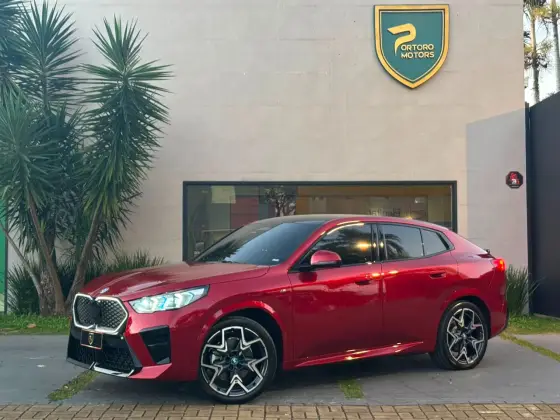 BMW iX2 64,8 KW ELÉTRICO XDRIVE30 M SPORT