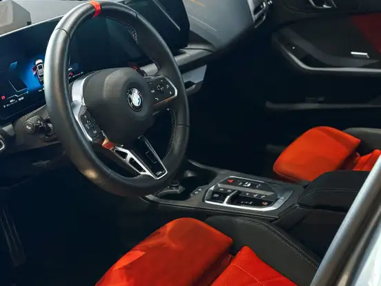 BMW-M 135i-2025