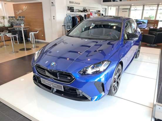 BMW-M 135i-2.0 16V TURBO GASOLINA XDRIVE STEPTRONIC BMW-M 135i-2025