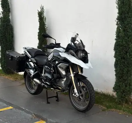 BMW R 1200 GS BMW R 1200 GS