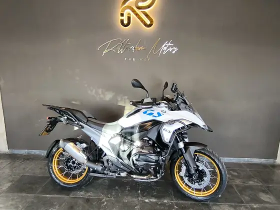 BMW R 1300 GS PLUS BMW R 1300 GS PLUS