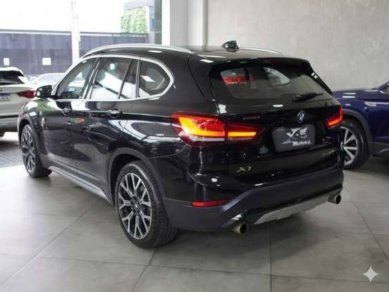 BMW-X1-2.0 16V TURBO ACTIVEFLEX SDRIVE20I X-LINE 4P AUTOMÁTICO BMW-X1-2022
