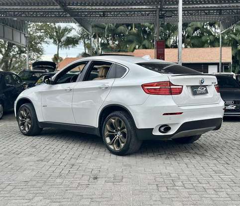 BMW-X6-2013