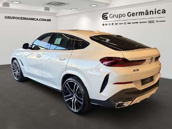 BMW-X6-2025