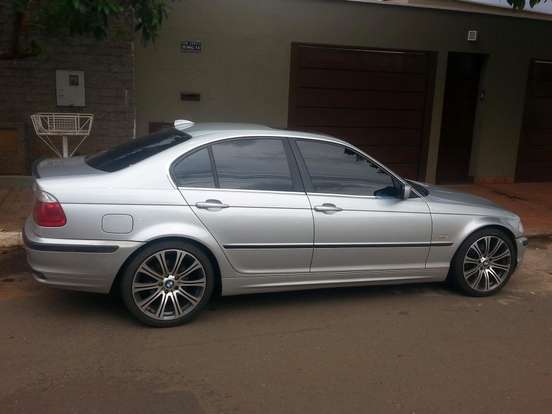 BMW-328i-2.8 EXCLUSIVE SEDAN 24V GASOLINA 4P AUTOMÁTICO BMW-328i-1998