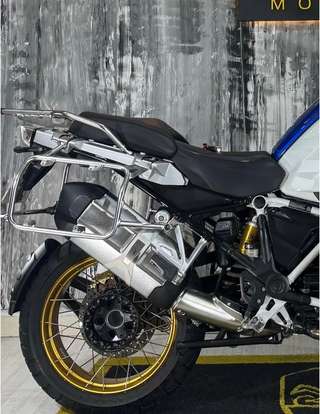 BMW-R 1250 GS ADVENTURE PREMIUM + EXCLUSIVE-2020