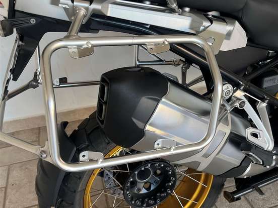 BMW-R 1250 GS ADVENTURE PREMIUM RALLYE BMW-R 1250 GS ADVENTURE PREMIUM RALLYE-2021