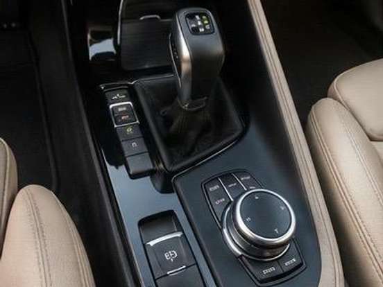 BMW-X1-2.0 16V TURBO ACTIVEFLEX SDRIVE20I X-LINE 4P AUTOMÁTICO BMW-X1-2020