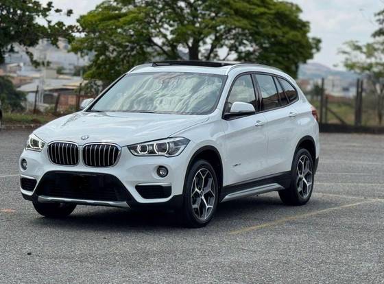 BMW X1 2.0 16V TURBO ACTIVEFLEX SDRIVE20I 4P AUTOMÁTICO