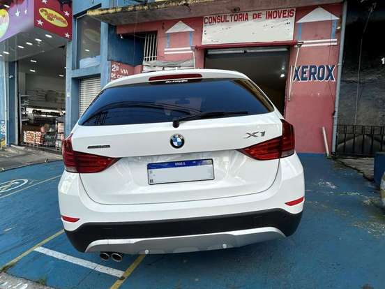 BMW-X1-2.0 16V TURBO ACTIVEFLEX SDRIVE20I X-LINE 4P AUTOMÁTICO BMW-X1-2015