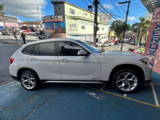 BMW-X1-2.0 16V TURBO ACTIVEFLEX SDRIVE20I X-LINE 4P AUTOMÁTICO BMW-X1-2015