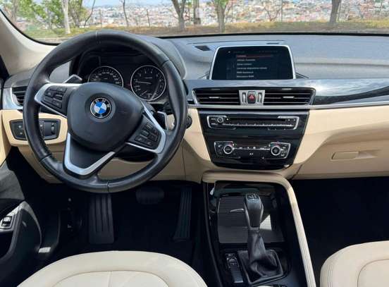 BMW-X1-2.0 16V TURBO ACTIVEFLEX SDRIVE20I 4P AUTOMÁTICO BMW-X1-2017