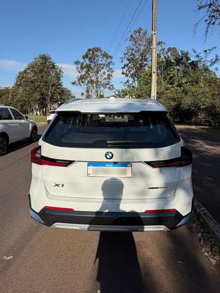 BMW-X1-2024