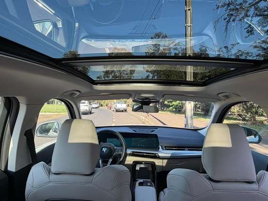 BMW-X1-2024