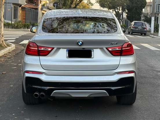 BMW-X4-2015