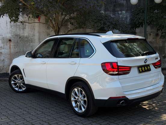 BMW-X5-3.0 I6 TURBO GASOLINA XDRIVE35I AUTOMÁTICO BMW-X5-2015