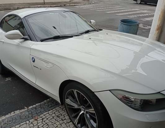 BMW-Z4-2.5 I6 GASOLINA SDRIVE23I AUTOMÁTICO BMW-Z4-2011